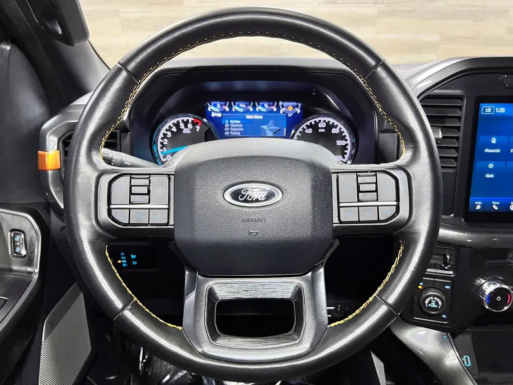 Ford F-150 photo 3
