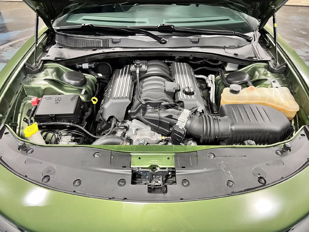Dodge Charger photo 8