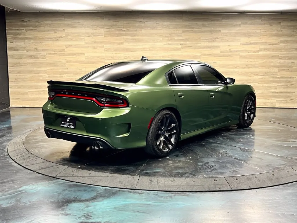 Dodge Charger photo 16