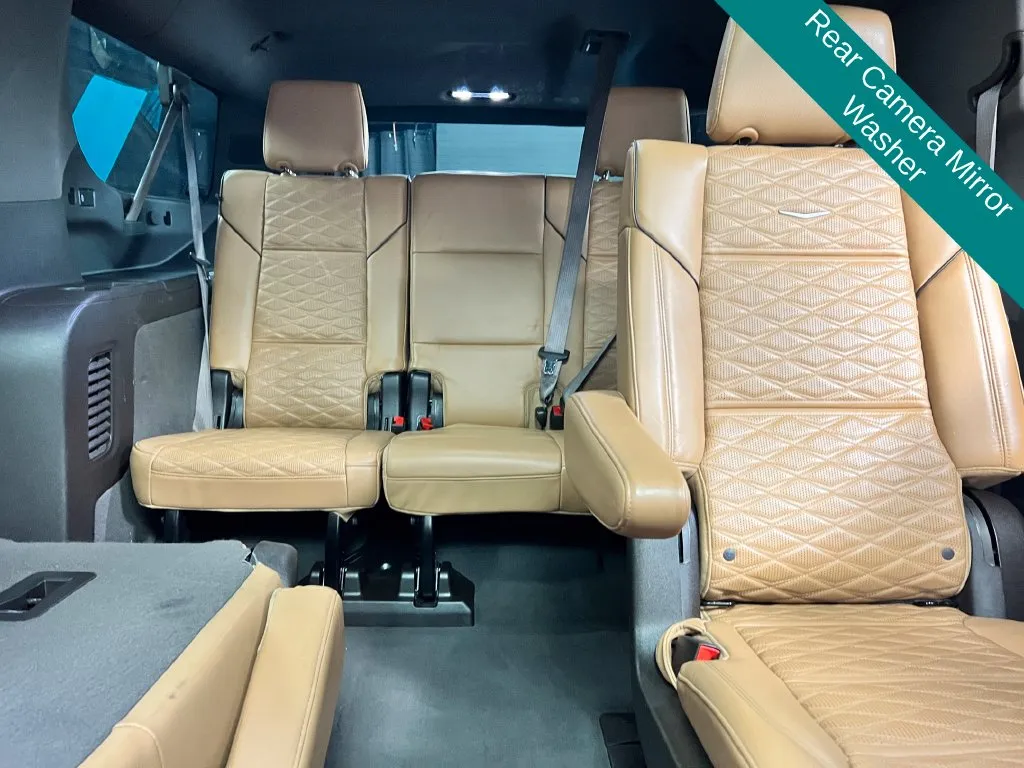 Cadillac Escalade ESV photo 17