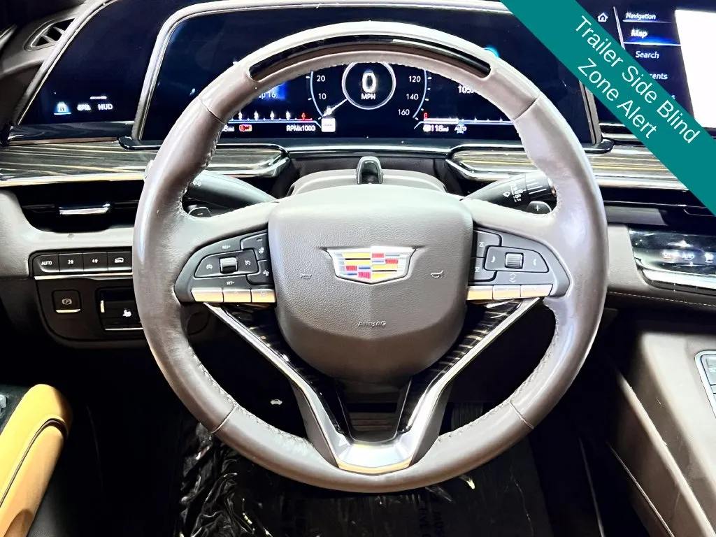 Cadillac Escalade ESV photo 24