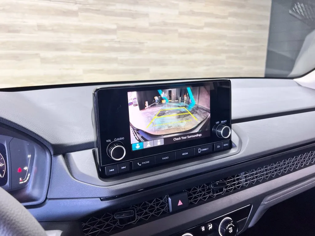 Honda Accord photo 14