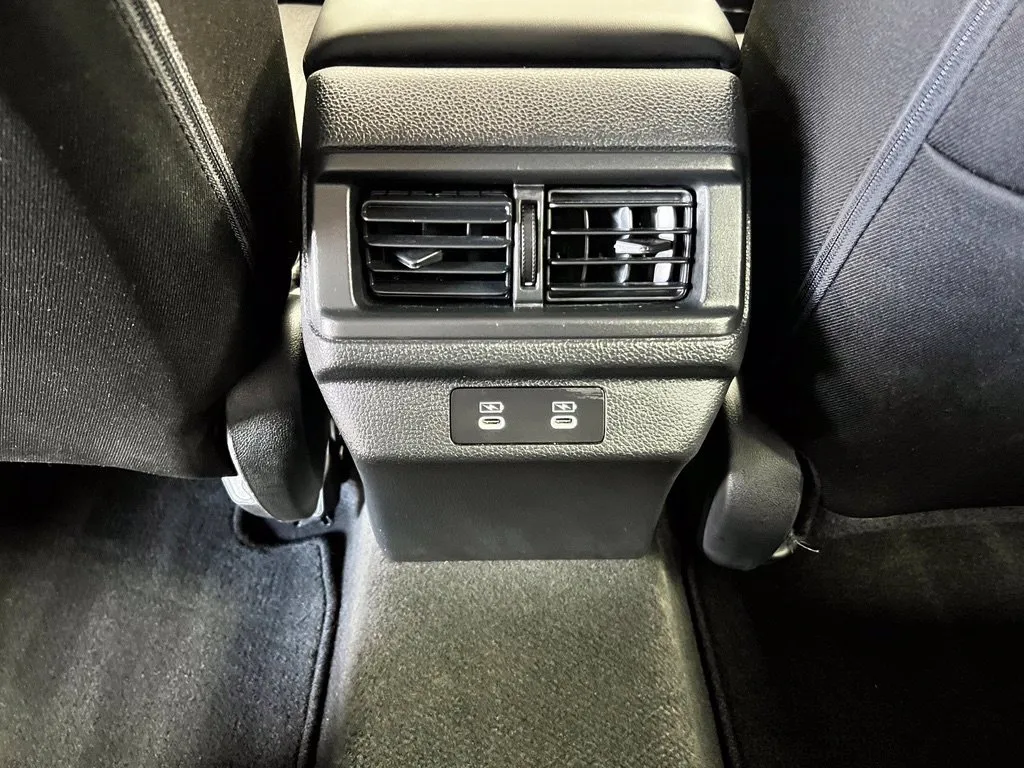 Honda Accord photo 17
