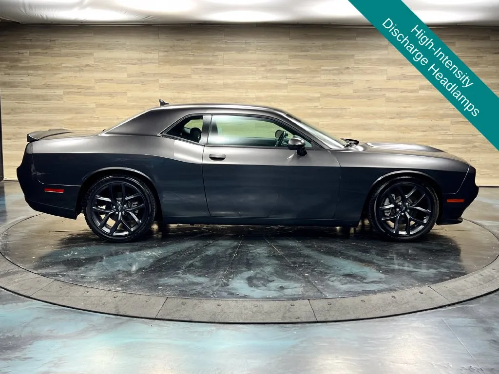 Dodge Challenger photo 20