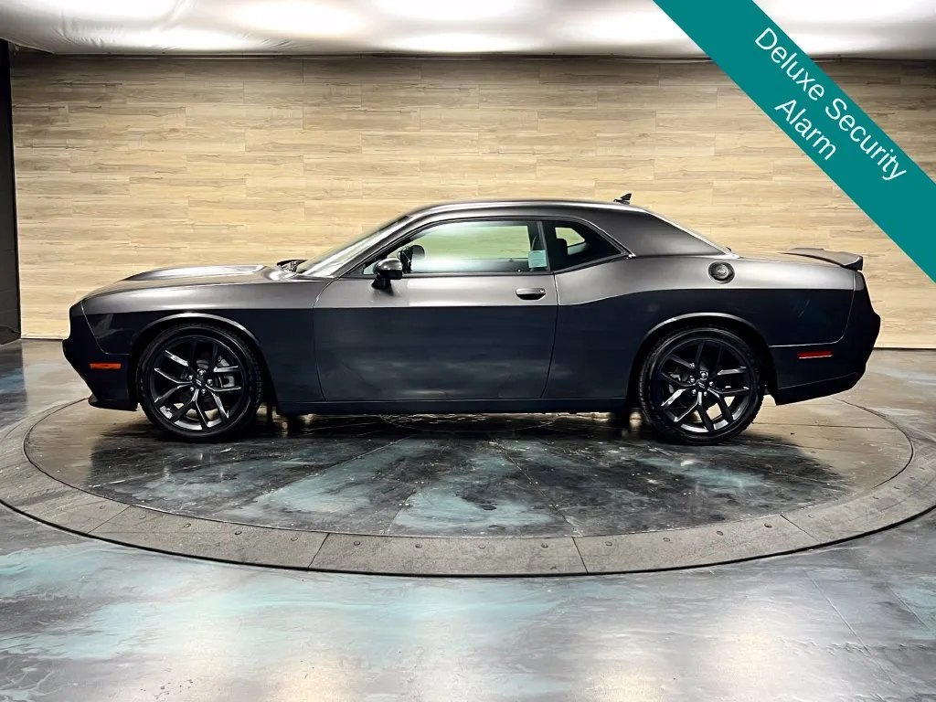 Dodge Challenger photo 22