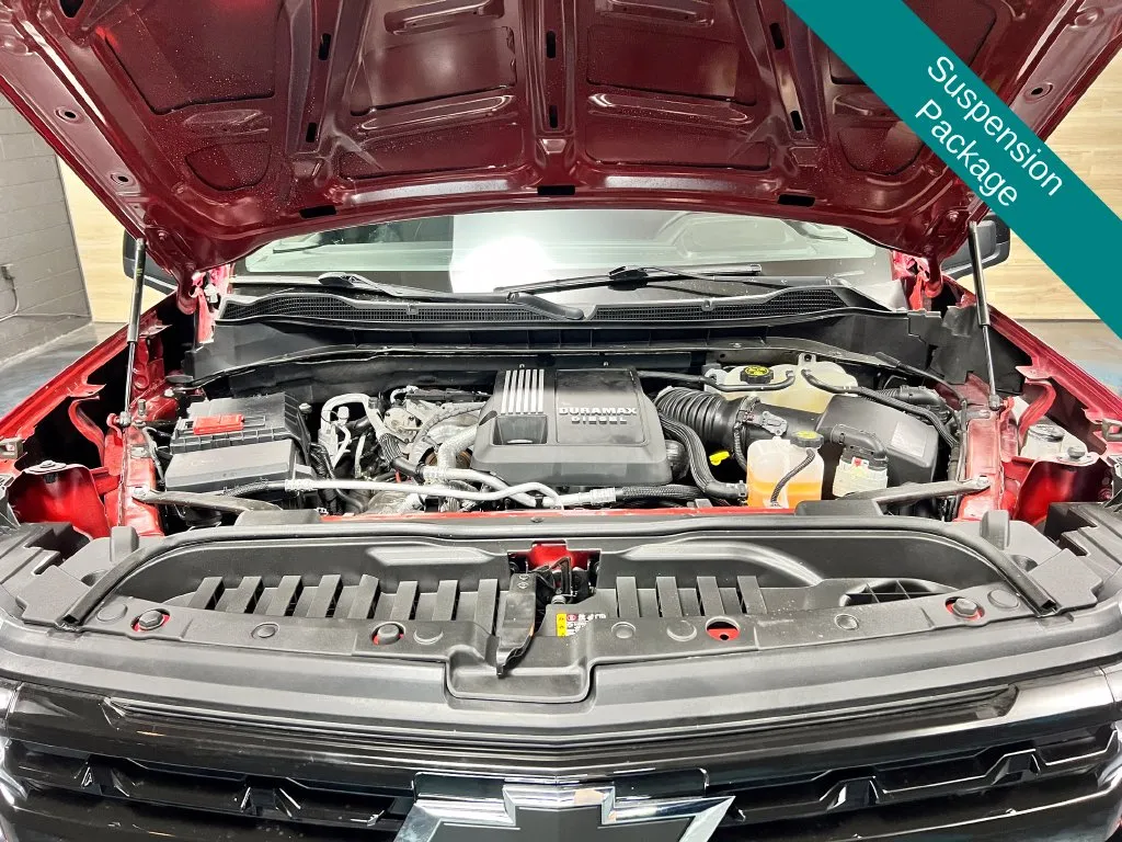 Chevrolet Silverado photo 9