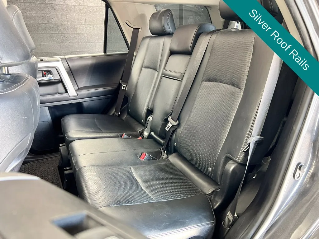 Toyota 4Runner photo 19