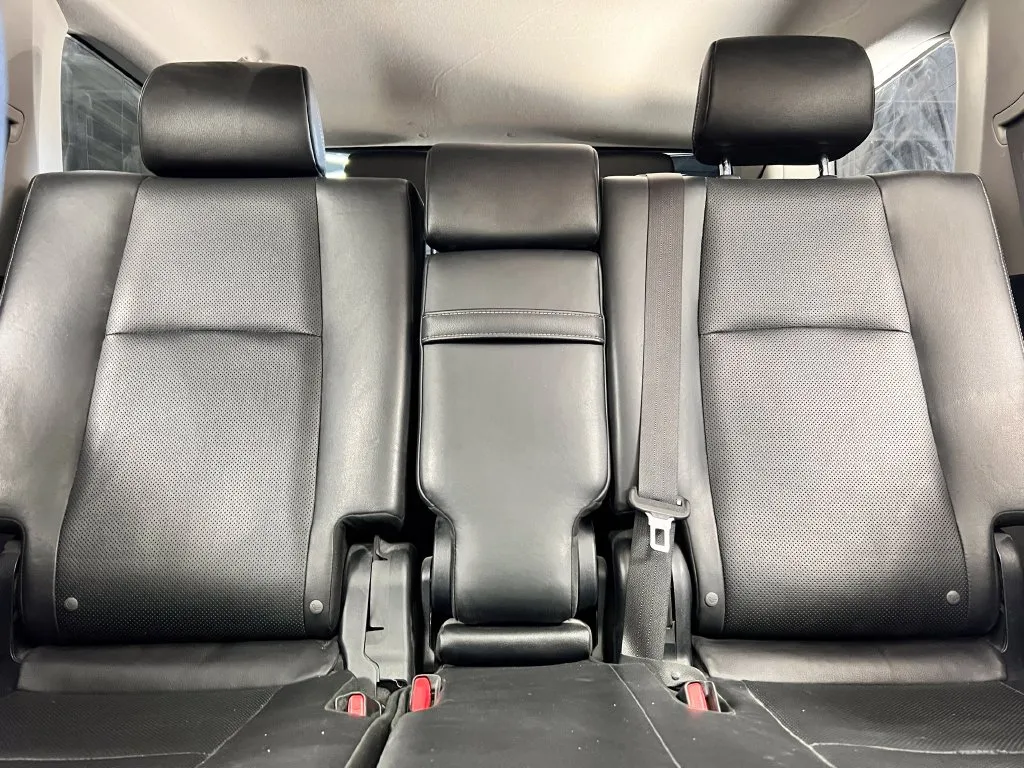 Toyota 4Runner photo 22