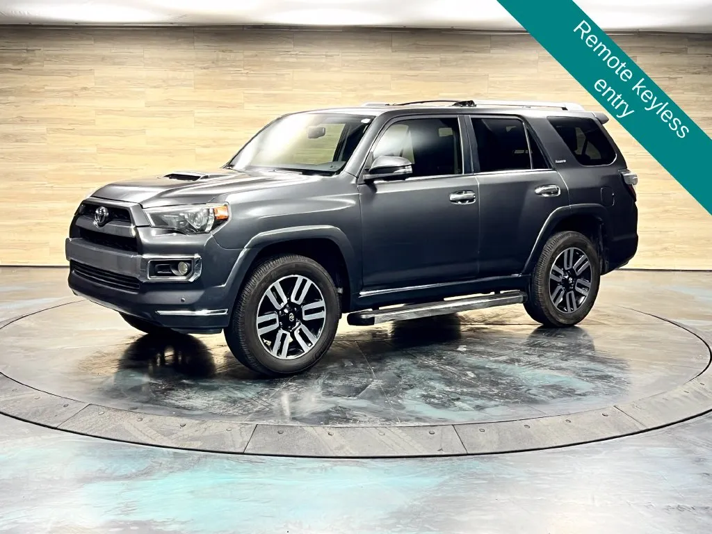 Toyota 4Runner photo 8