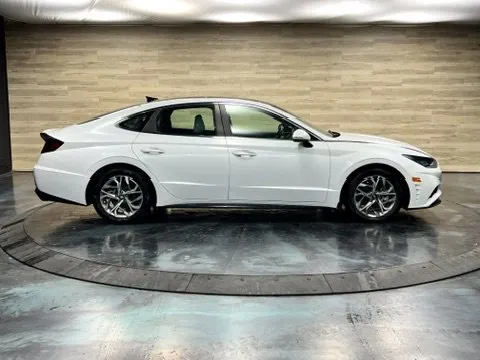Hyundai Sonata photo 24