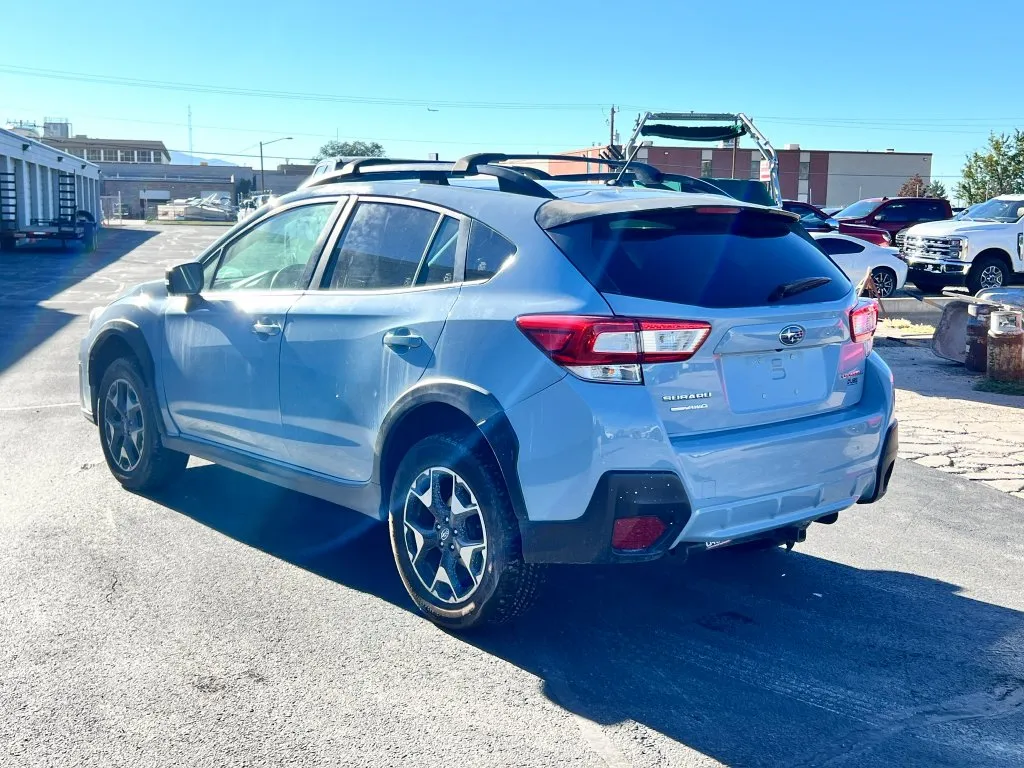 Subaru Crosstrek photo 4