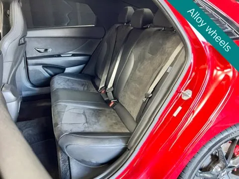 Hyundai Elantra photo 16