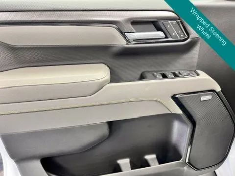 Chevrolet Silverado photo 22