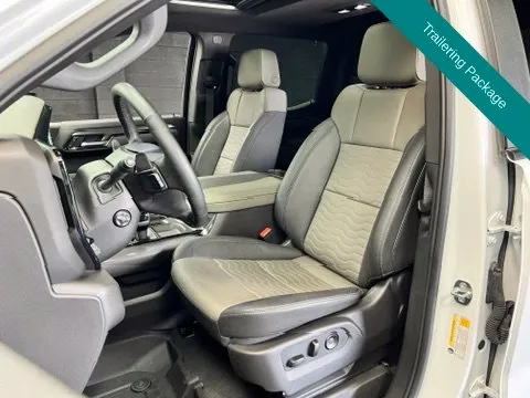 Chevrolet Silverado photo 6