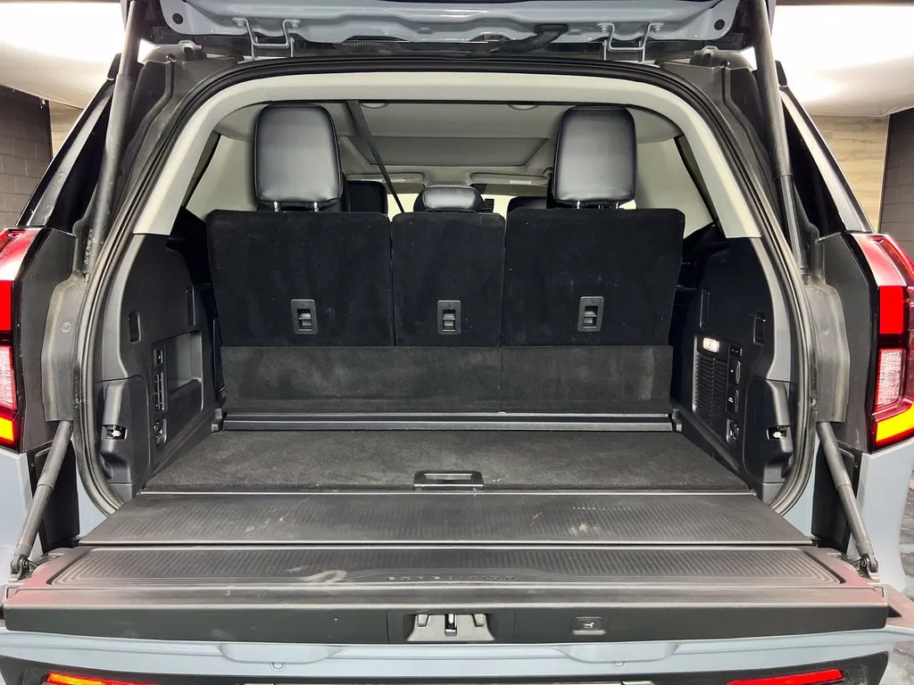 Ford Expedition photo 20