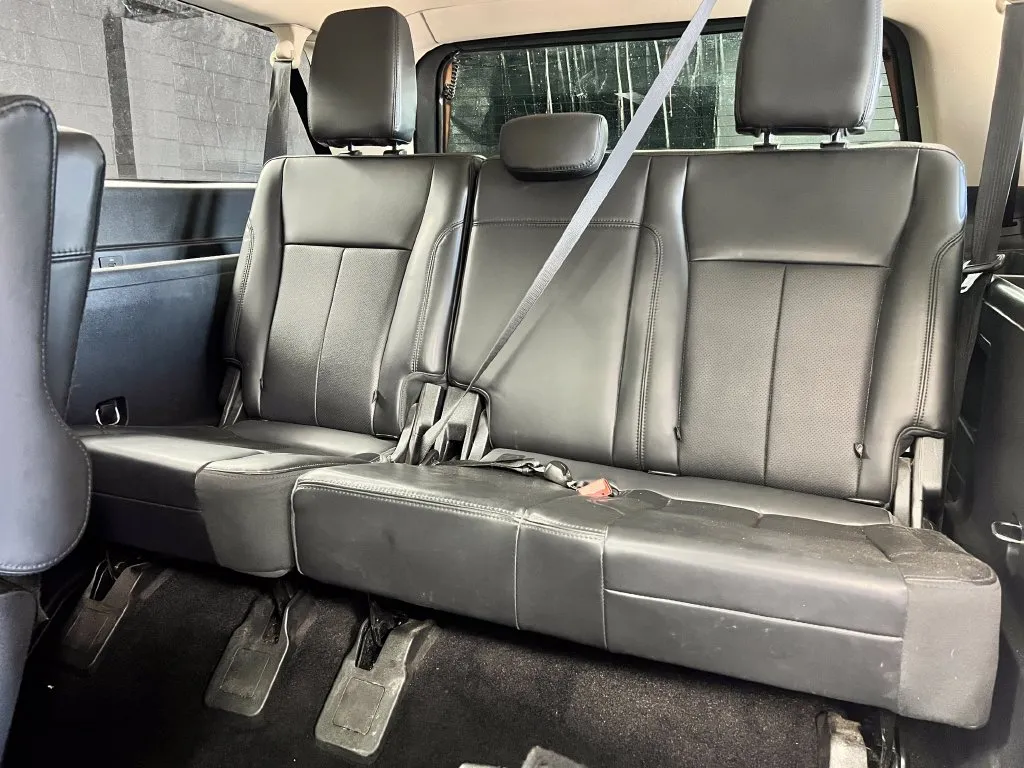 Ford Expedition MAX photo 22