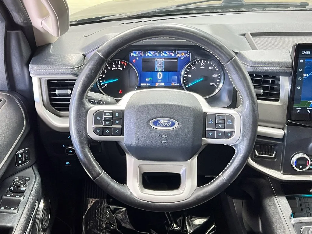 Ford Expedition MAX photo 9