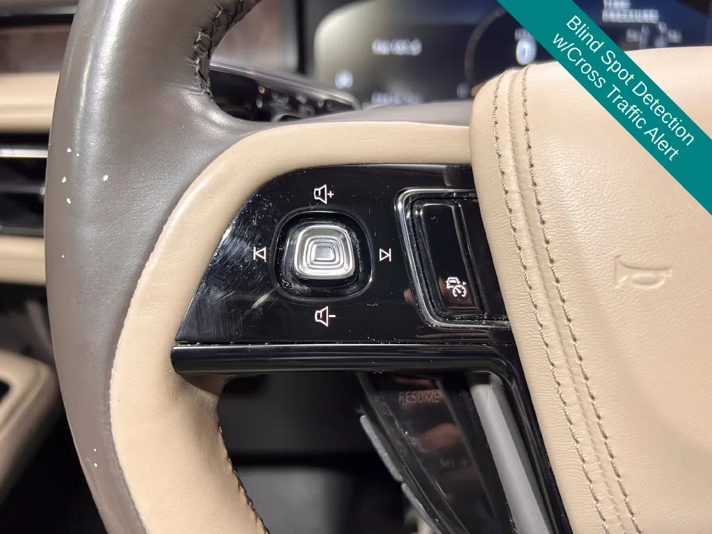 Lincoln Aviator photo 9