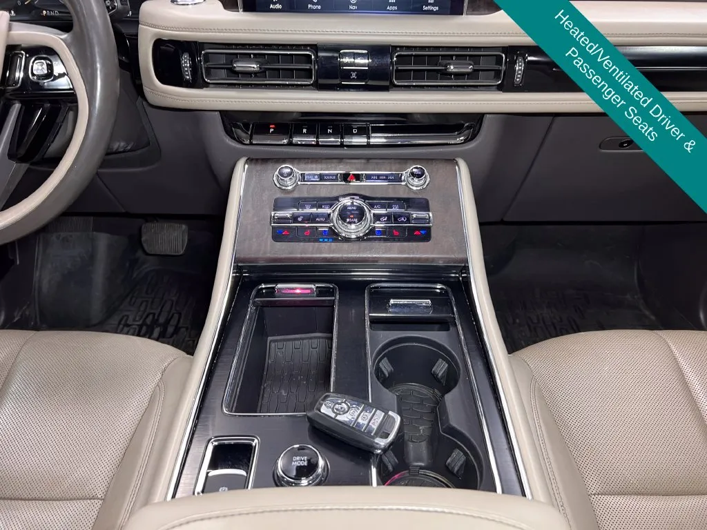 Lincoln Aviator photo 15