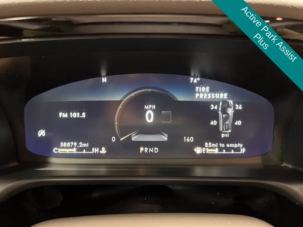 Lincoln Aviator photo 13