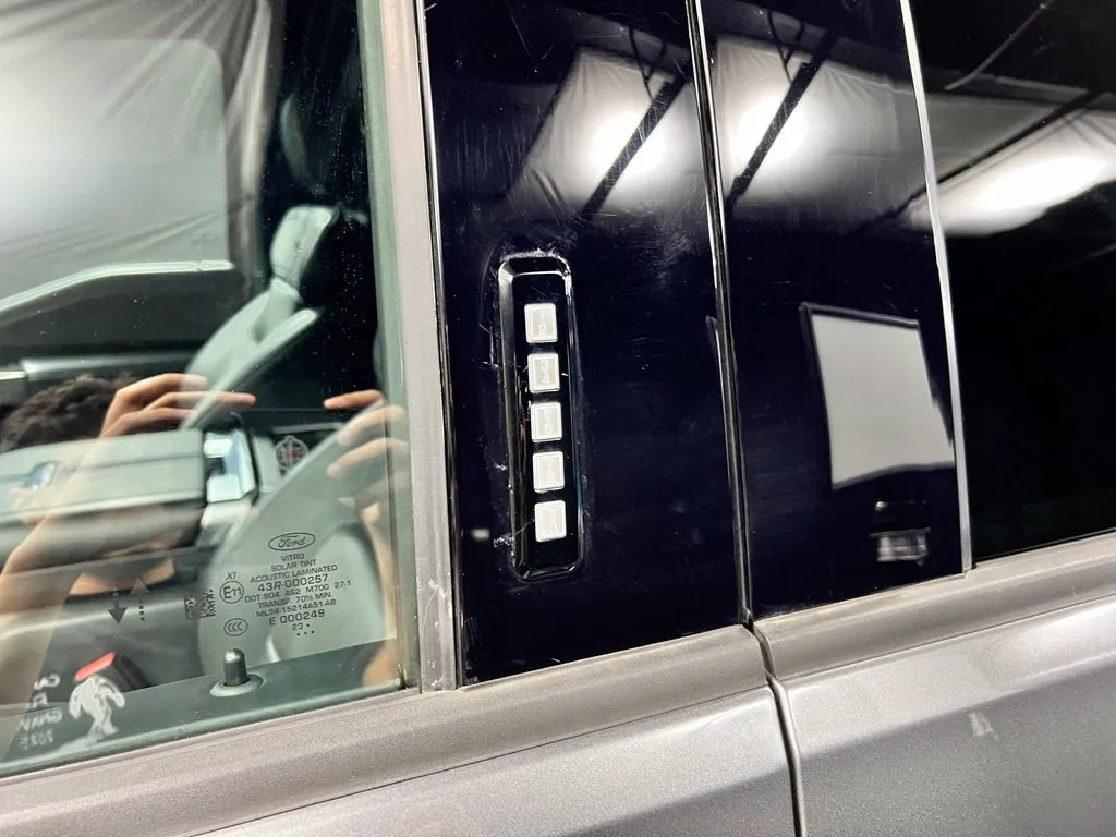 Ford F-150 photo 26