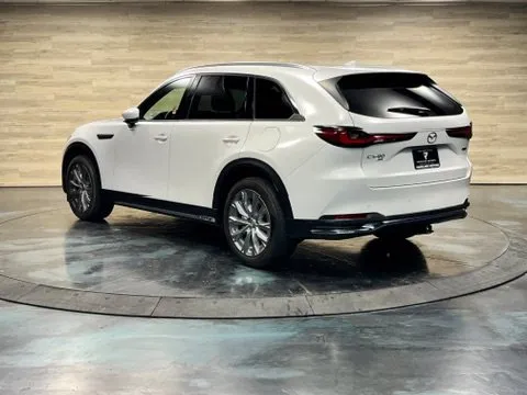 Mazda CX-90 photo 17