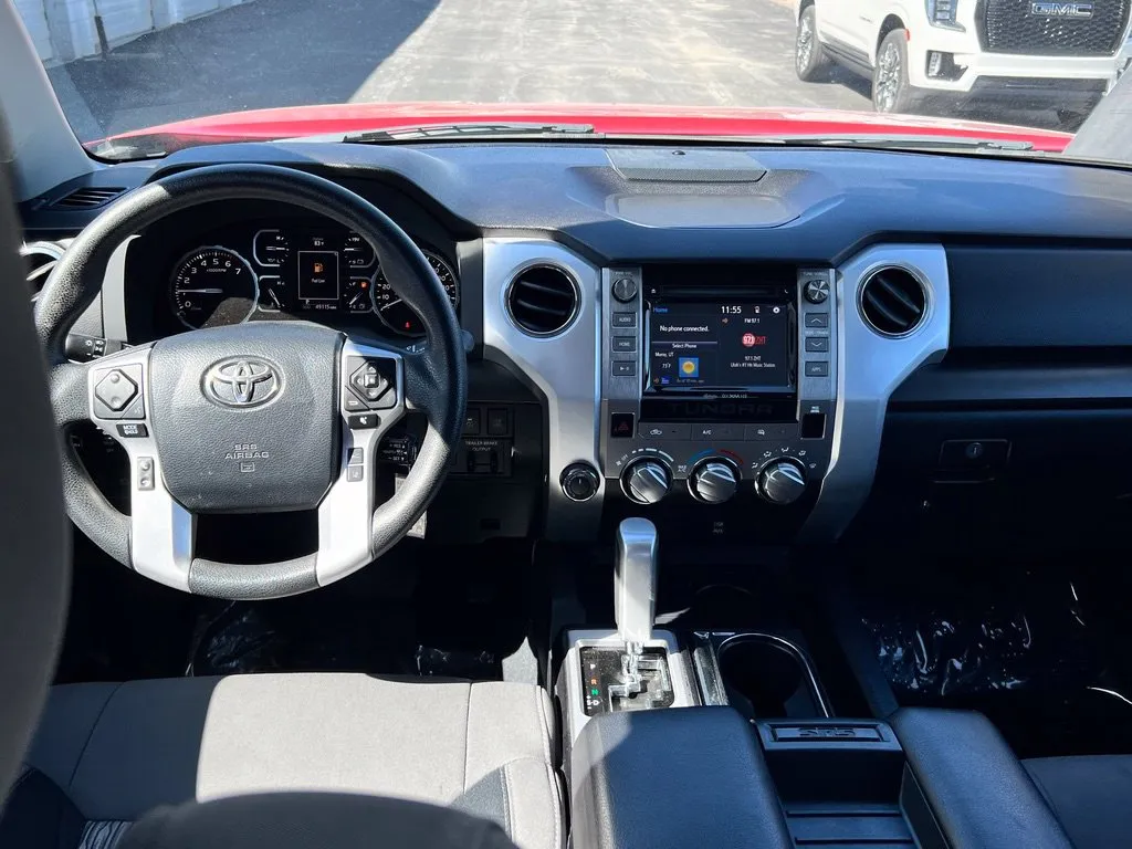 Toyota Tundra photo 6