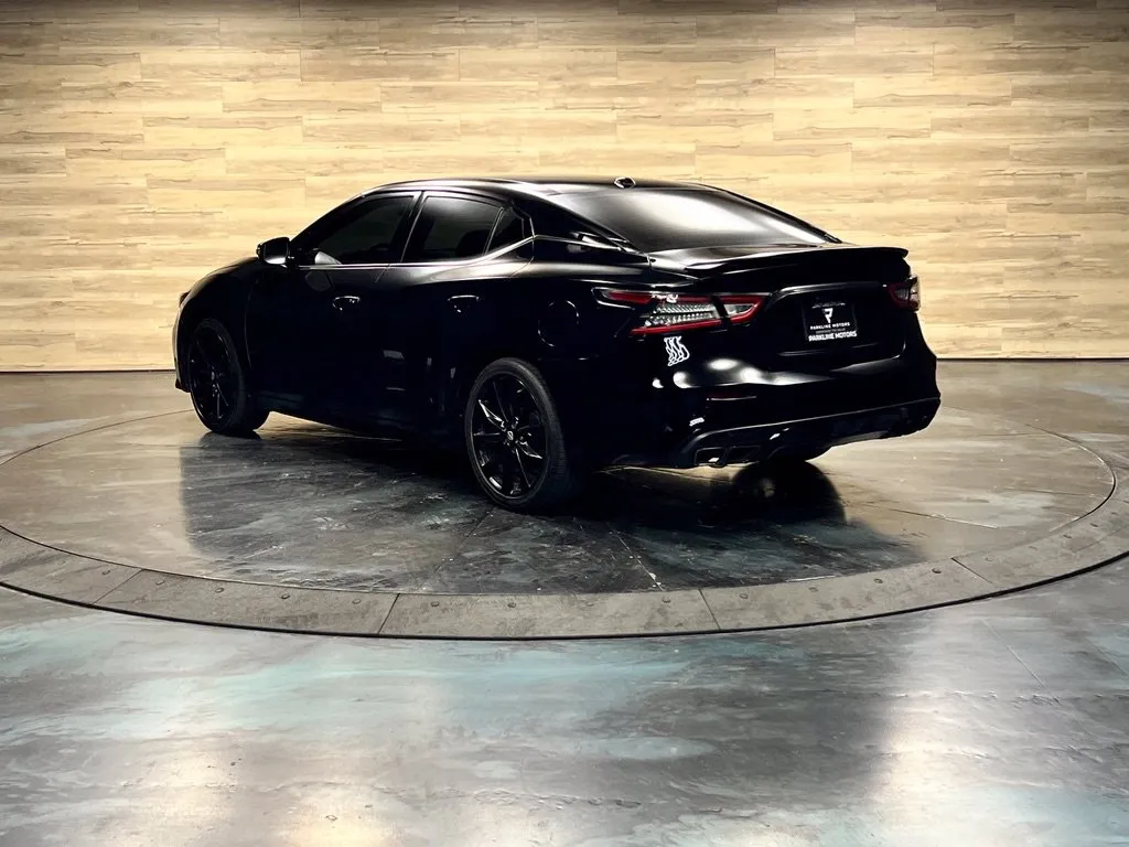 Nissan Maxima photo 12
