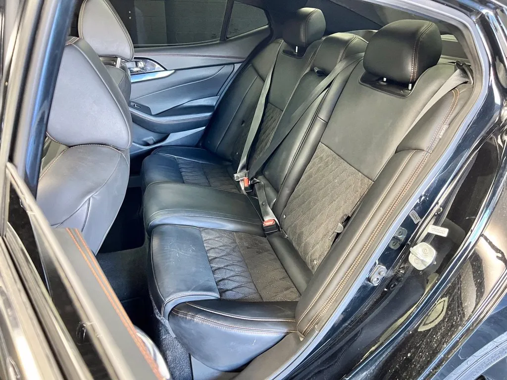 Nissan Maxima photo 16