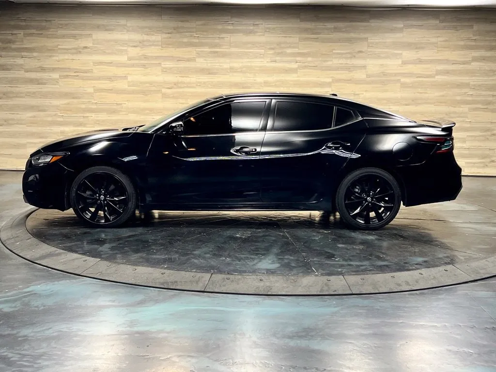 Nissan Maxima photo 22