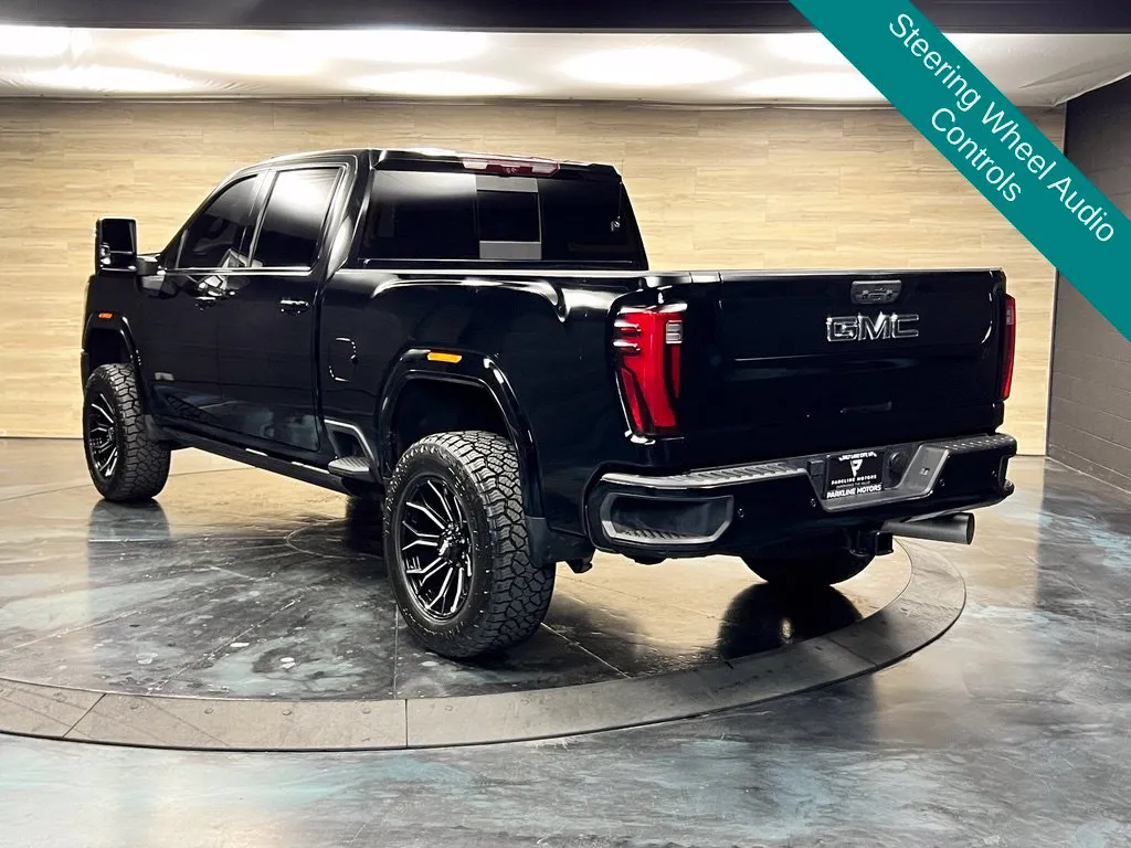 GMC Sierra photo 13