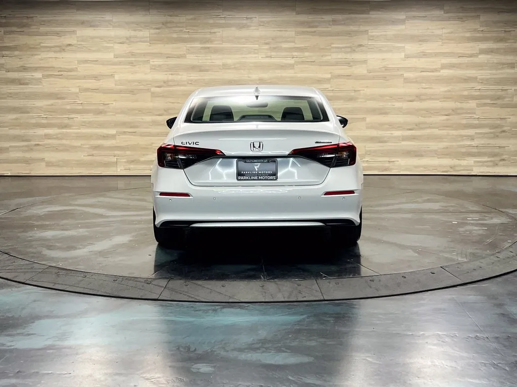 Honda Civic photo 17