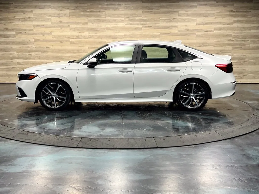 Honda Civic photo 23