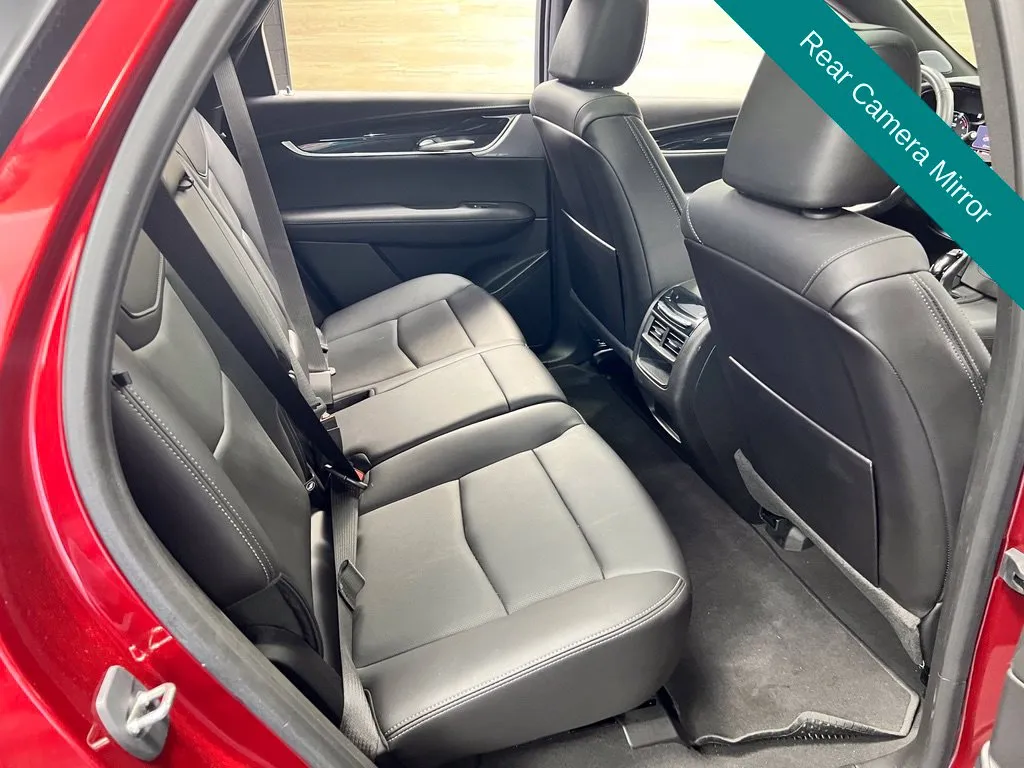 Cadillac XT5 photo 19