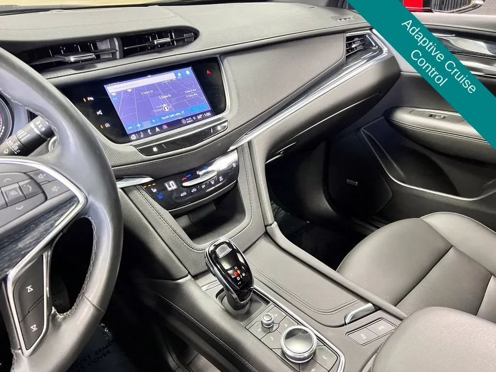 Cadillac XT5 photo 14