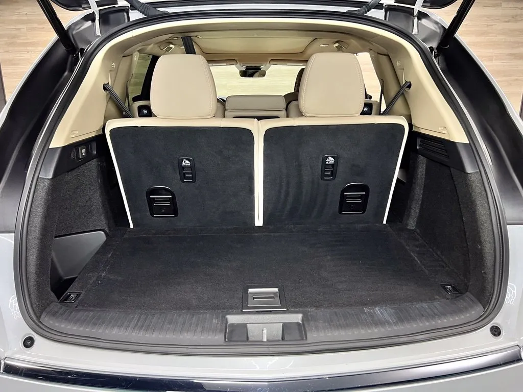 Acura MDX photo 19