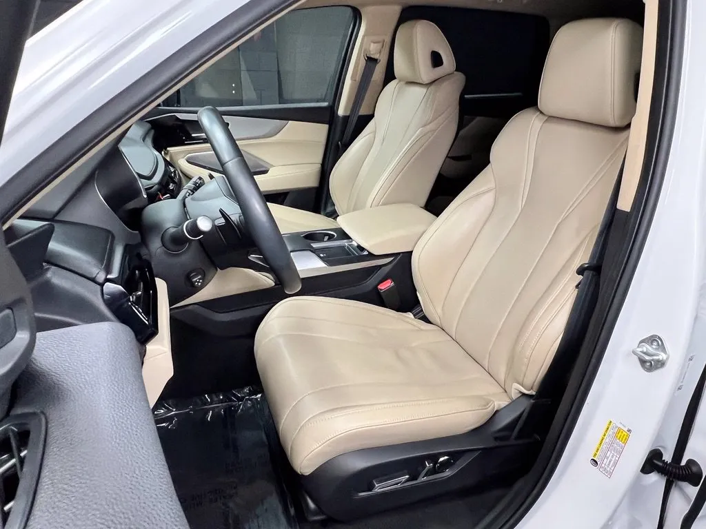 Acura MDX photo 6