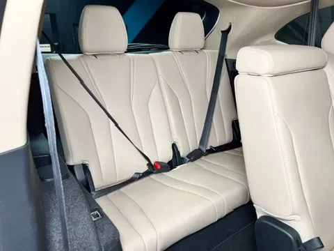 Acura MDX photo 21