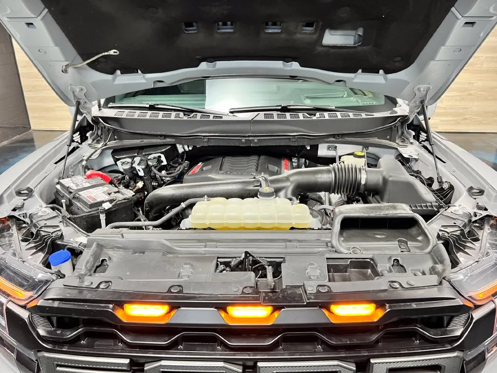 Ford F-150 photo 8