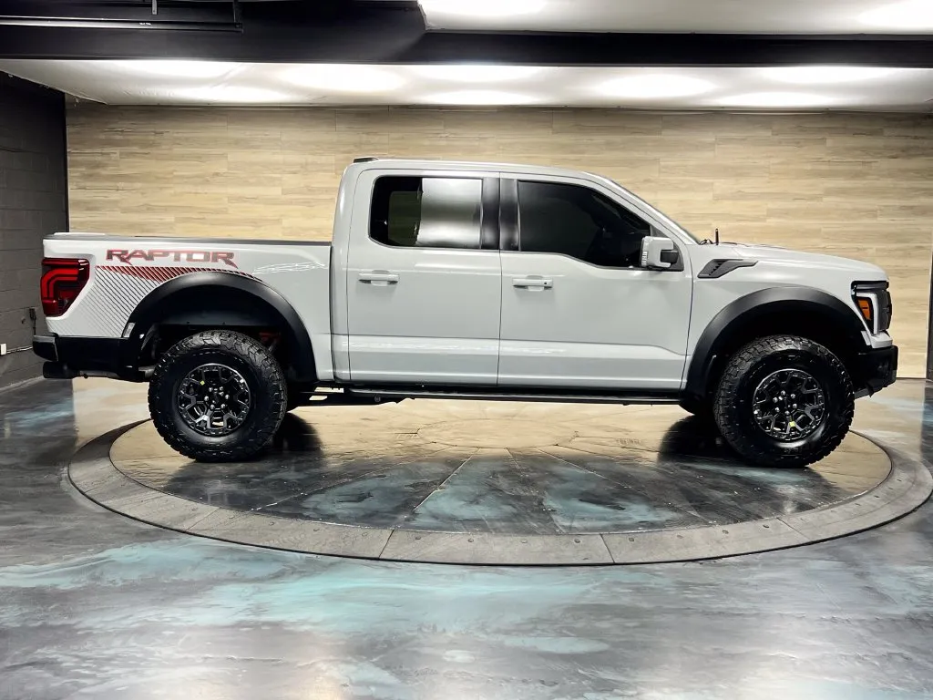 Ford F-150 photo 17