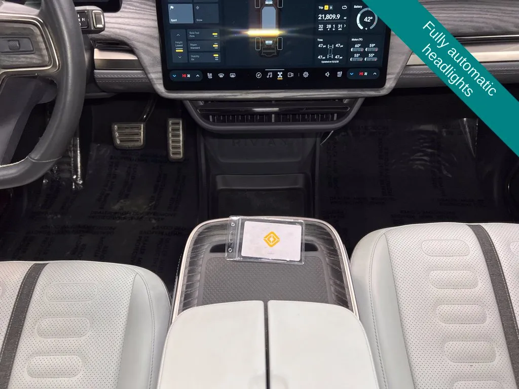 Rivian R1T photo 7