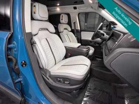 More photos of 2022 Rivian R1T Adventure at Parkline Motors, UT