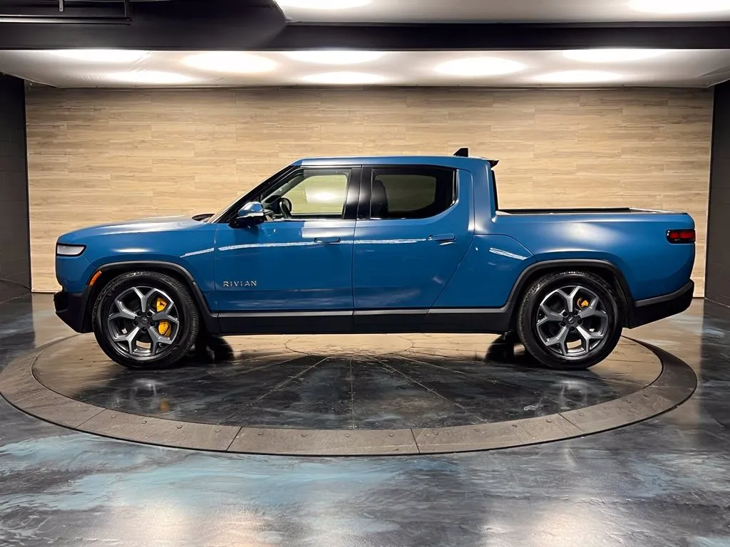Rivian R1T photo 16