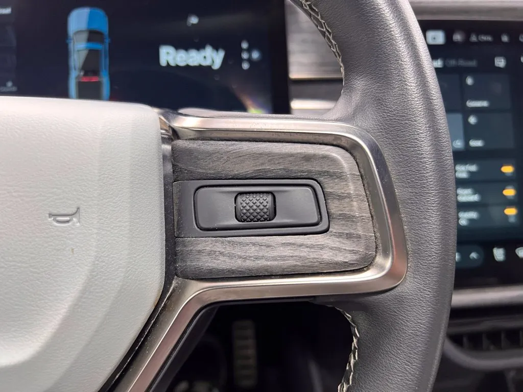 Rivian R1T photo 18