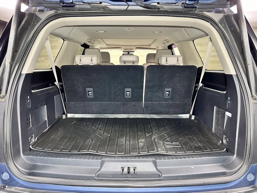 Ford Expedition MAX photo 21