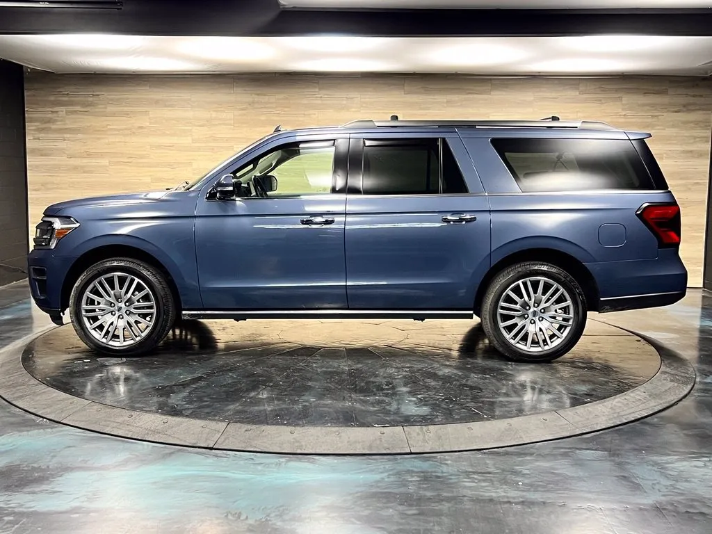 Ford Expedition MAX photo 27