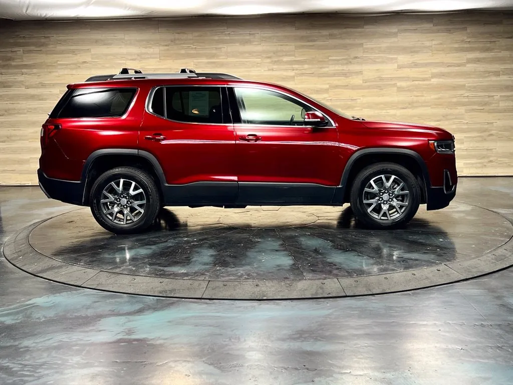 GMC Acadia photo 22