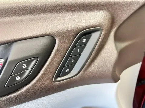 GMC Acadia photo 24