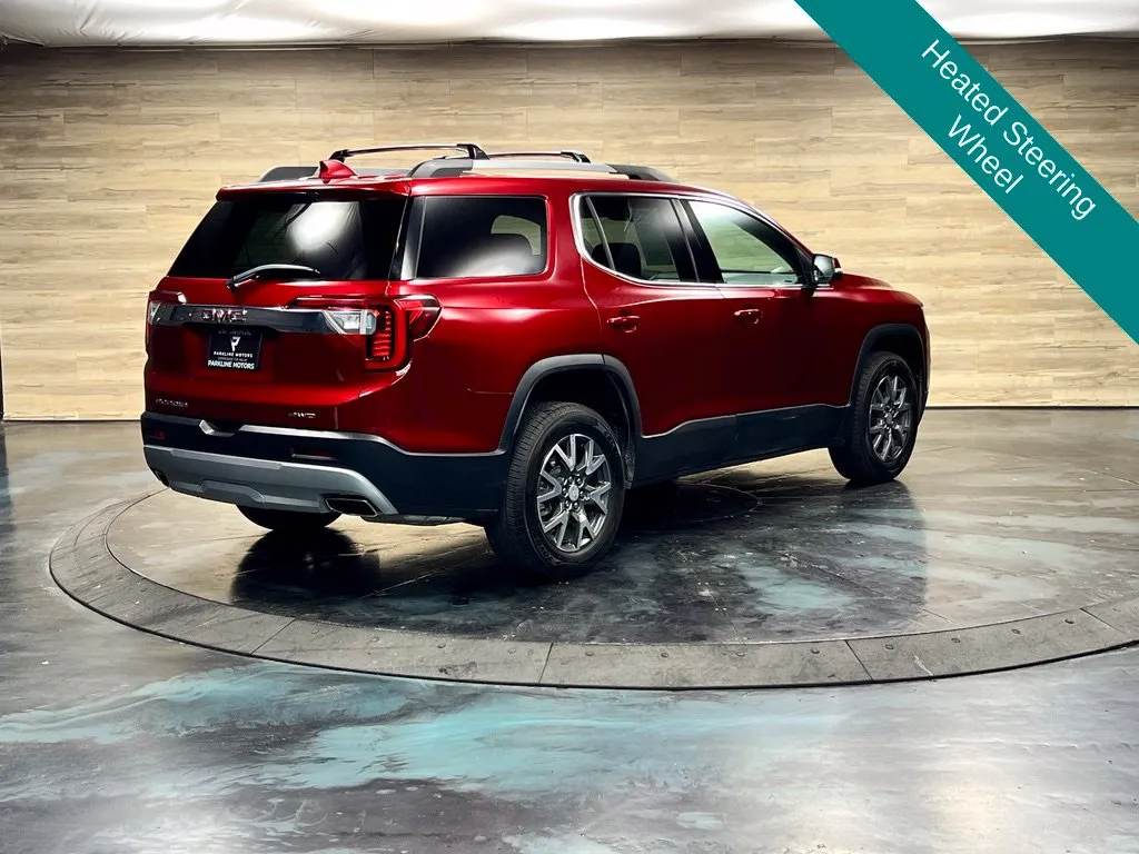 GMC Acadia photo 13