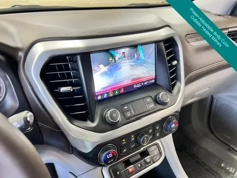 GMC Acadia photo 10
